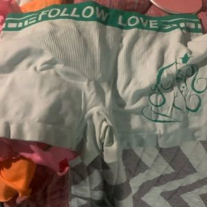 Brand new never worn to small